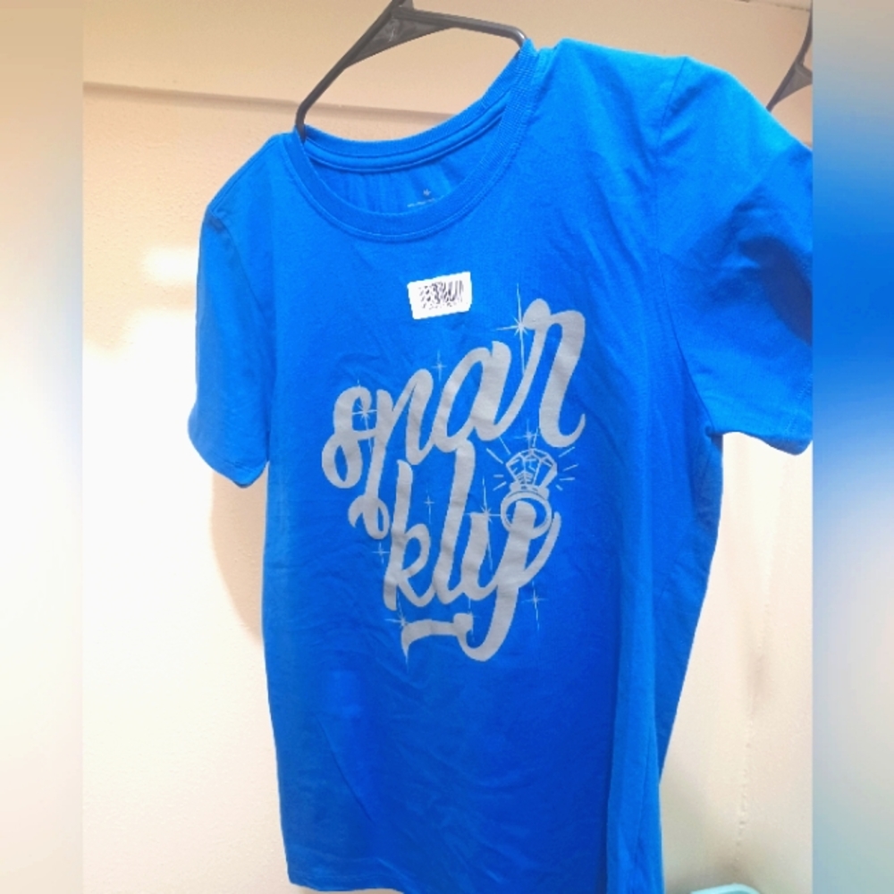 (Large) Short-Sleeve T-shirt - Picture 2 of 4